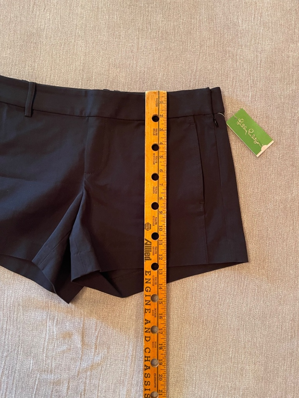 Lilly Pulitzer Women's Mini Shorts Sloane Black Side Zip Size 12 NWT! - Picture 4 of 10
